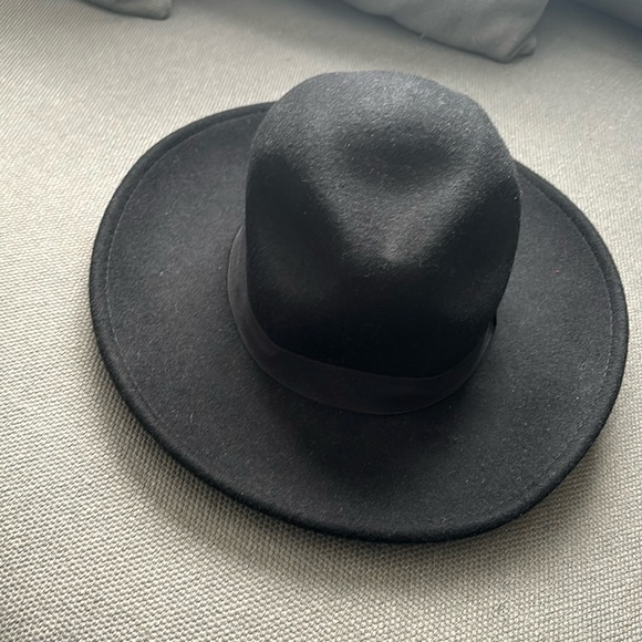 Zara Hat - Picture 5 of 6